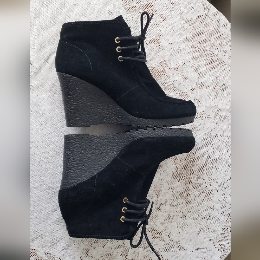 MICHAEL Michael Kors Rory Lace Up Wedge Booties Ankle Boots Suede Black Size 8.5 - Picture 6 of 14